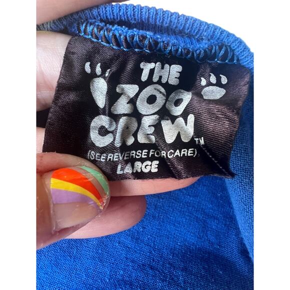 The Zoo Crew 86' Women's crop T-Shirt Animals Graphic Print Blue Size LARGE - Picture 6 of 11